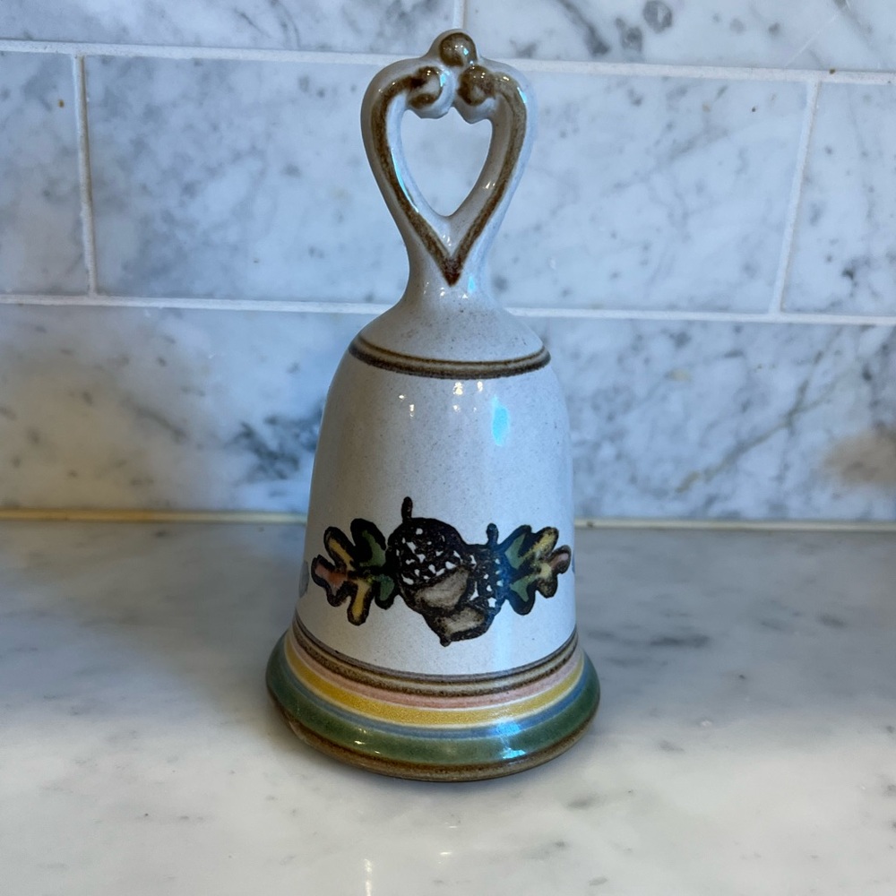 Vintage Louisville Stoneware Ceramic Hand Bell Acorn Fall‎ Autumn 6” x 3”